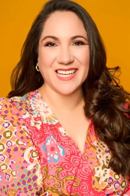 Daniela-Guzman4688-600-x-900